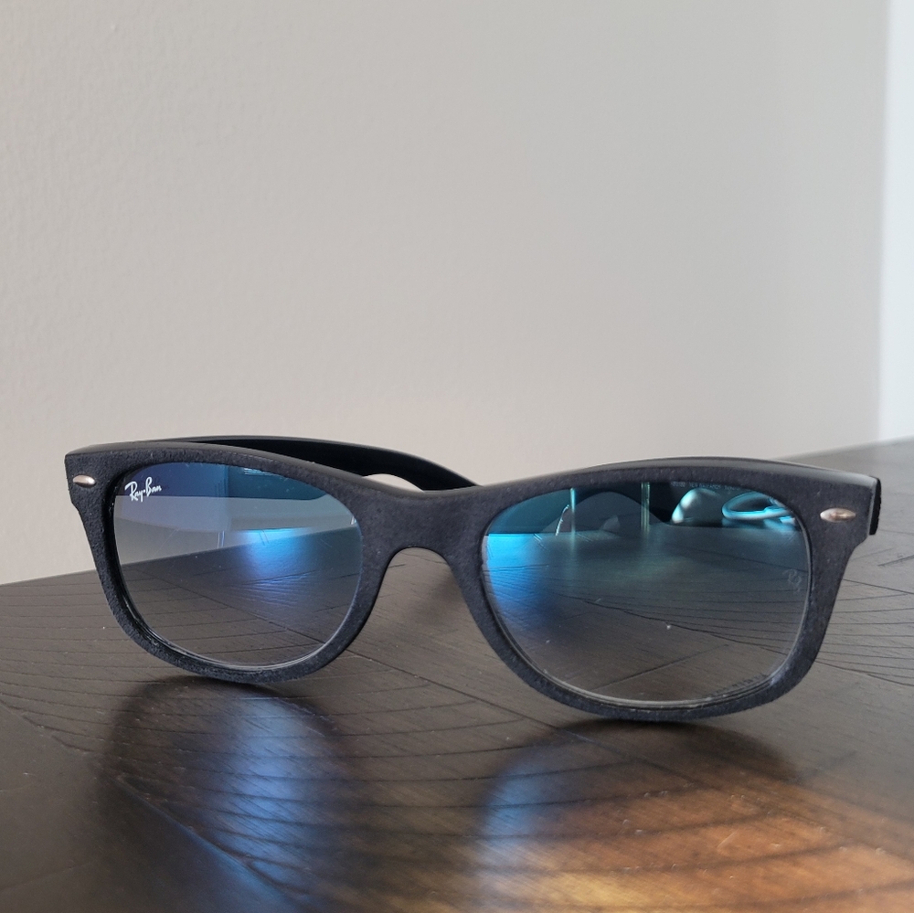 Ray-Ban New Wayfarer Sunglasses
